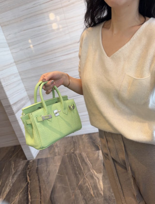 Hermès Birkin 30 Lime Green Tote Bag