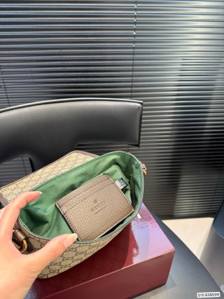Gucci GG Marmont Shoulder Bag Beige Canvas Red Web view 9