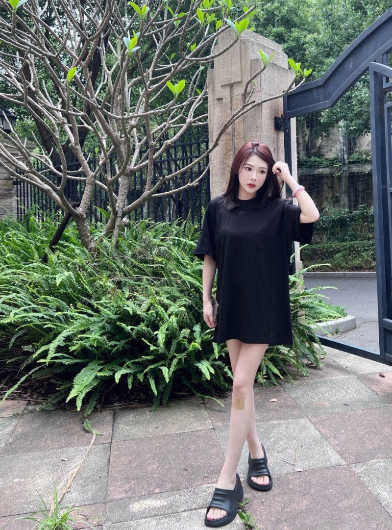 Black Oversized Short Sleeve T-Shirt with Graphic Print view