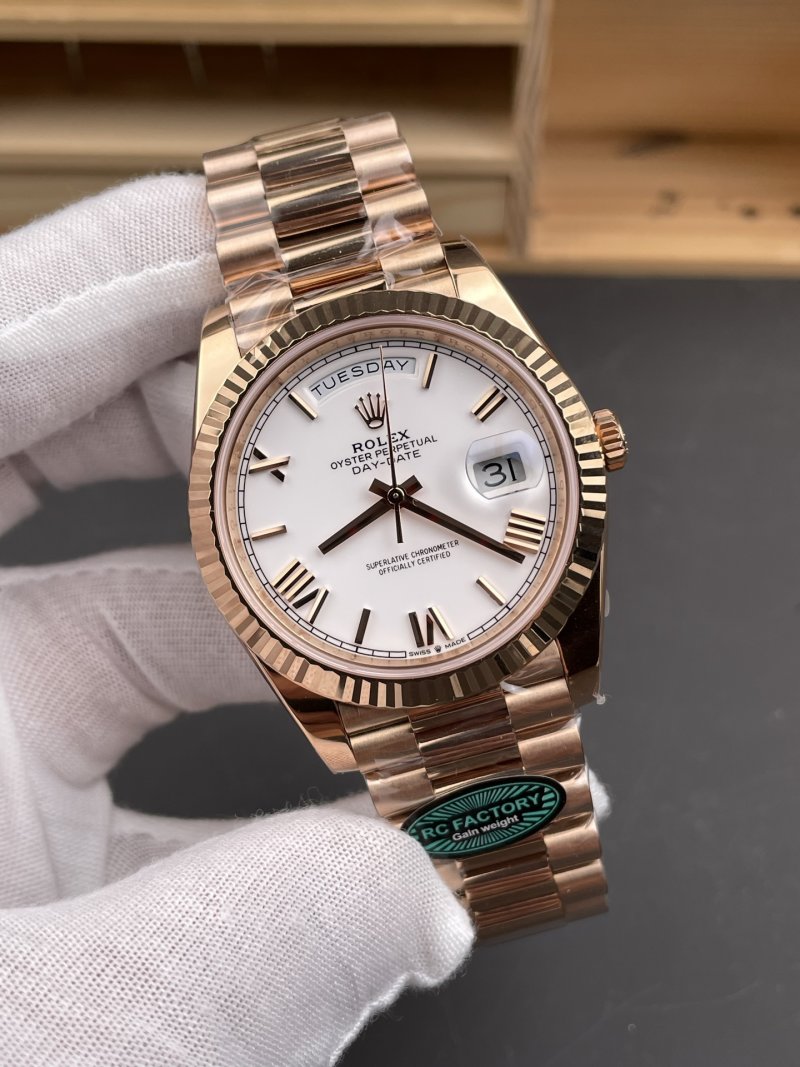 Rolex Day-Date Rose Gold White Roman Dial 40mm view