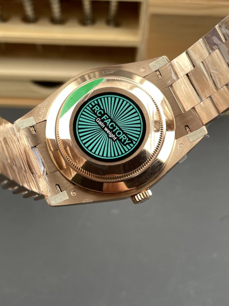 Rolex Day-Date Rose Gold White Roman Dial 40mm view