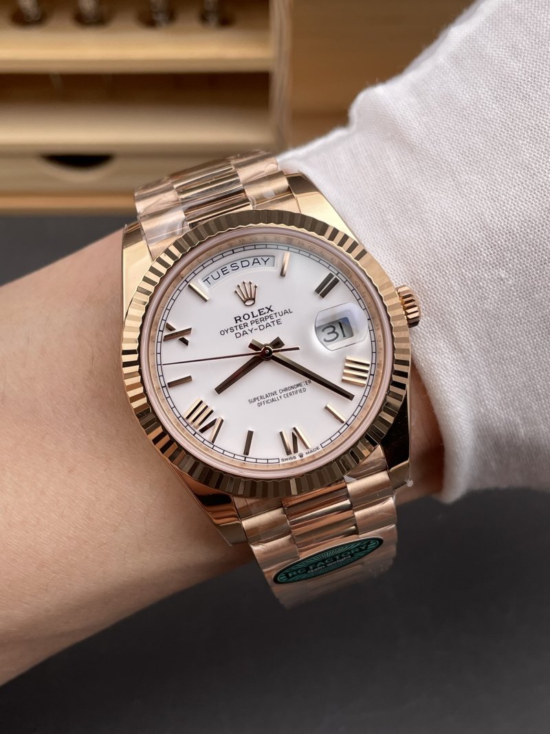 Rolex Day-Date Rose Gold White Roman Dial 40mm view