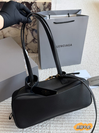 Balenciaga Bowling Bag Black Leather view 5