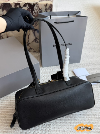 Balenciaga Bowling Bag Black Leather view 7