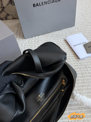 Balenciaga Bowling Bag Black Leather view 9