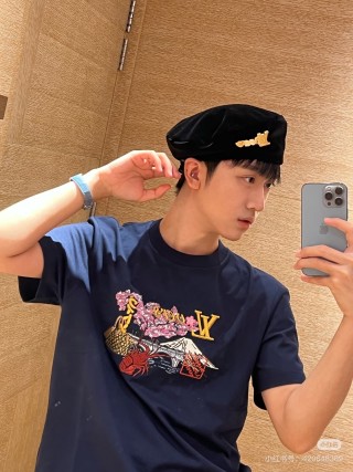 Navy Graphic Print Short Sleeve T-Shirt