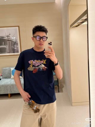 Navy Graphic Print Short Sleeve T-Shirt view 6