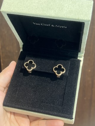 Van Cleef & Arpels Black Onyx Four-Leaf Clover Earrings
