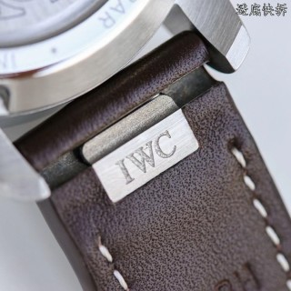 IWC Pilot Chronograph Green Dial Stainless Steel Watch view 8
