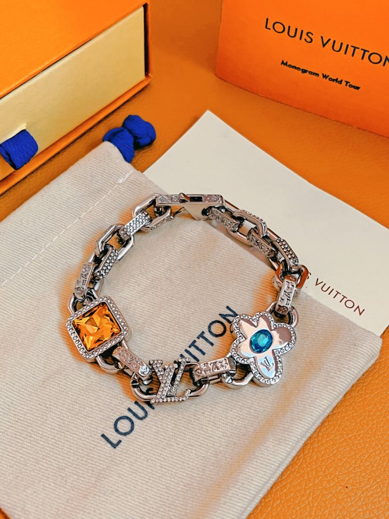 Louis Vuitton Paradise Stone Three-Color Bracelet with CZ view