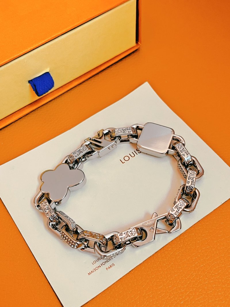 Louis Vuitton Paradise Stone Three-Color Bracelet with CZ view