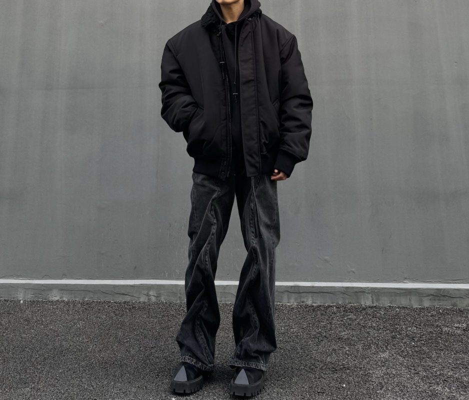 Moncler Down Jacket Grey & Black view
