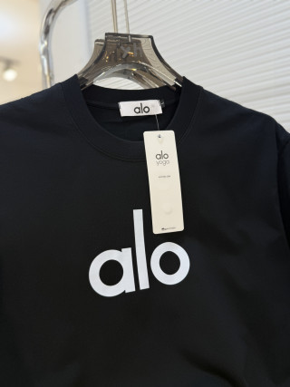Alo Yoga White Logo Short Sleeve T-Shirt view 8