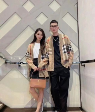 Burberry Check Wool Cardigan - Beige & Black view 7