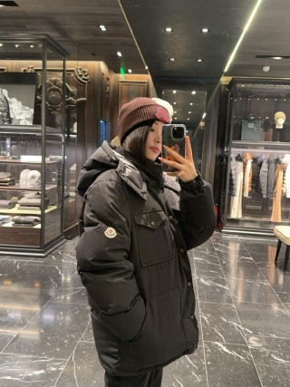 Black Oversized Puffer Down Jacket view 2