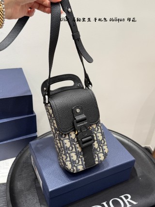 Dior Saddle Oblique Phone Bag Black view 3