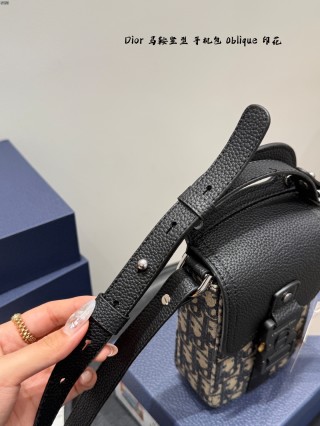 Dior Saddle Oblique Phone Bag Black view 8