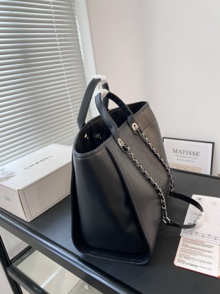 Chanel Black Beach Tote Bag 37x30cm view 3
