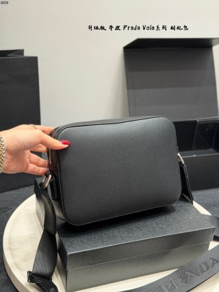 Prada Vela Black Camera Bag – 23cm view 4