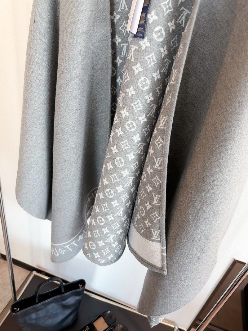 Louis Vuitton Monogram Wool Cashmere Blend Cape Scarf Grey view