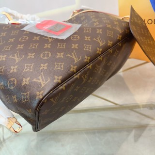 Louis Vuitton Neverfull MM Monogram Tote Bag view 7