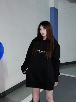 Givenchy Black Logo Hoodie view 2