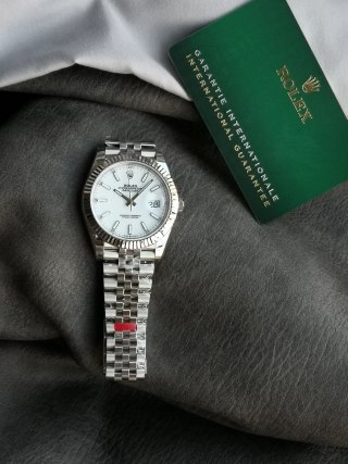 Rolex Datejust 41mm Cream Dial Steel Watch M126334