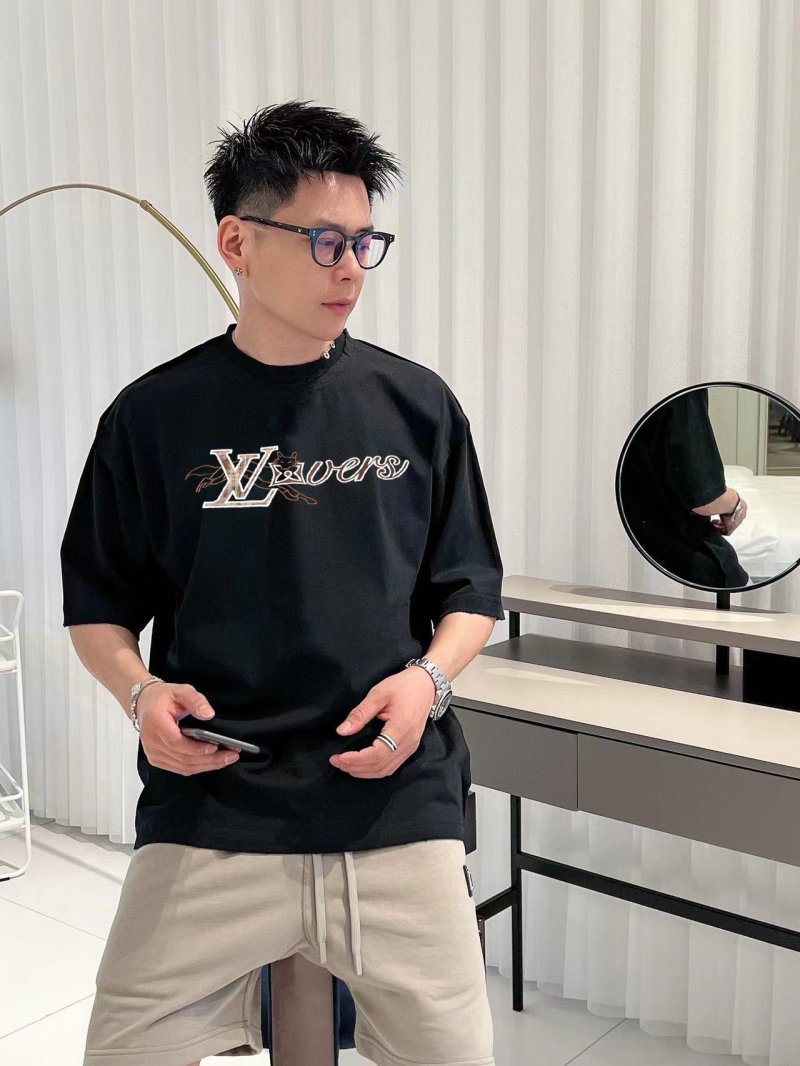 Louis Vuitton Layered Logo Black T-Shirt view