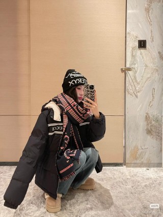 Gucci Black Down Jacket with Web Stripe view 2