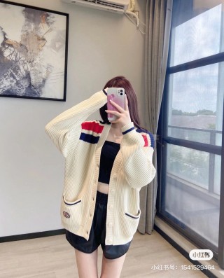 Gucci Cream Wool Cardigan with Red & Navy Stripes view 5