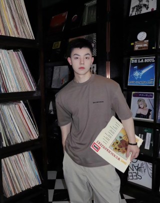 Balenciaga Taupe Logo T-Shirt view 8