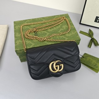Gucci Marmont Mini Black Chevron Chain Bag view 2