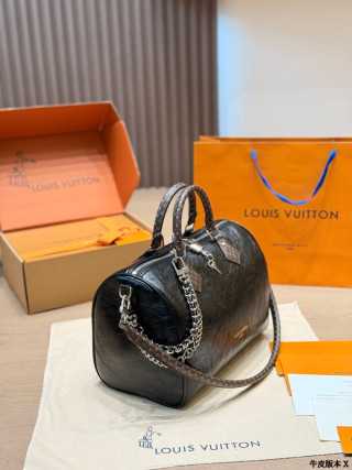 Louis Vuitton Speedy 30 Black Oil Wax Leather Bag view 4
