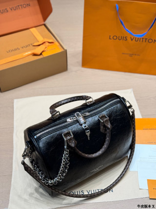 Louis Vuitton Speedy 30 Black Oil Wax Leather Bag view 8