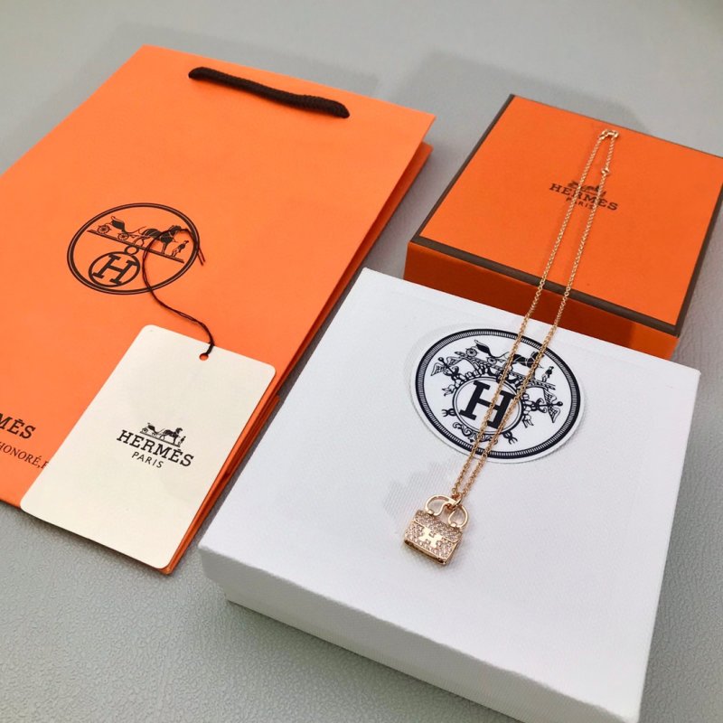 Hermès Constance Bag Pendant Necklace Gold view