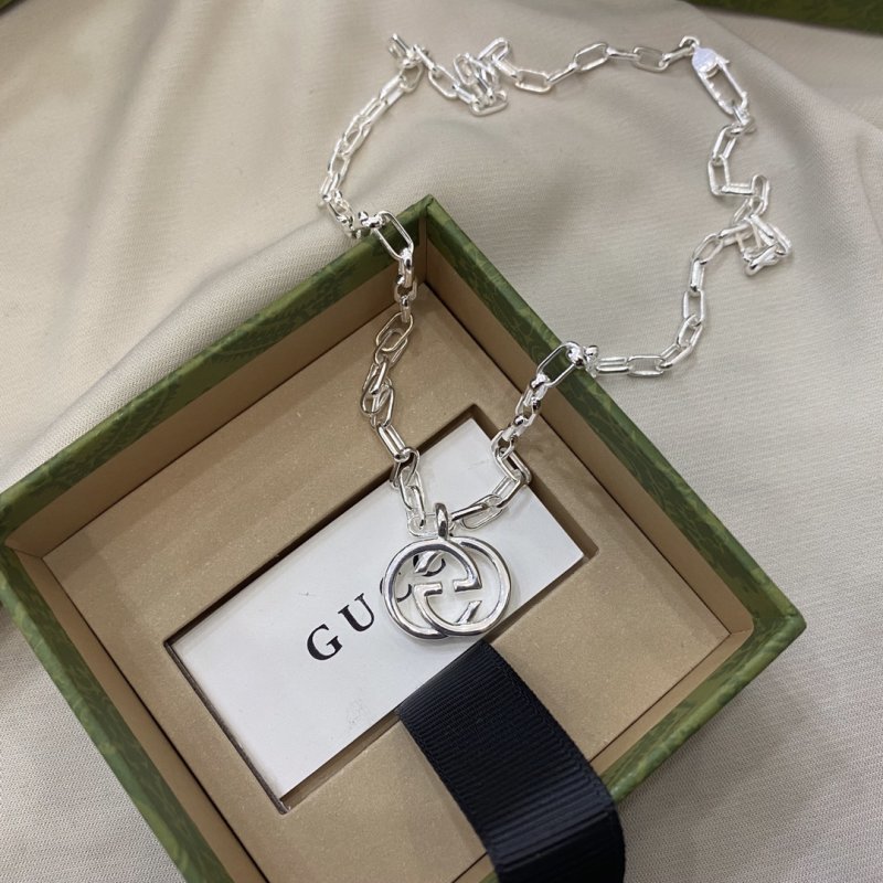 Gucci Double G Silver-Tone Chain Necklace view