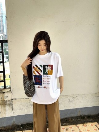 Burberry Colorblock White T-Shirt with Graphic Print view 6