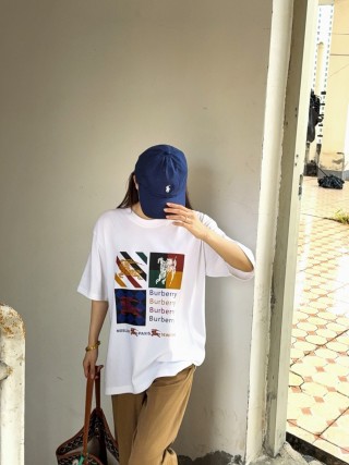 Burberry Colorblock White T-Shirt with Graphic Print view 7