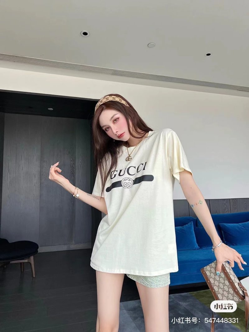 Gucci Logo Stripe Cream T-Shirt