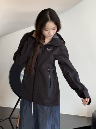 Arc'teryx Beat Jacket Black view 7