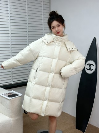 Moncler Litte White Down Puffer Jacket view 9