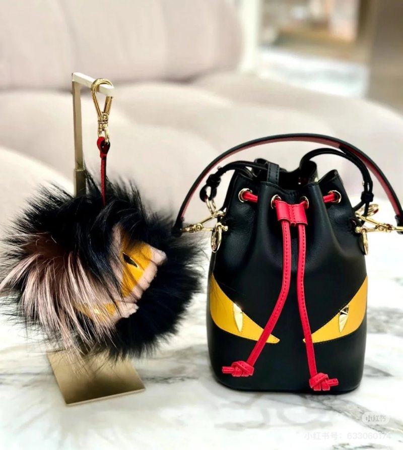 Monster Eye Bucket Bag Black Red Gold view
