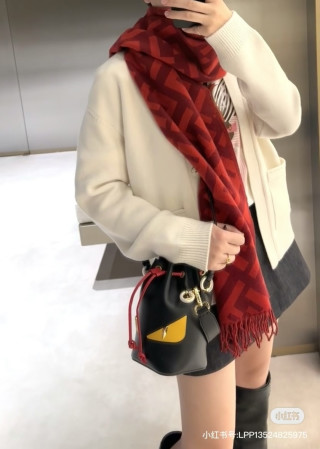 Monster Eye Bucket Bag Black Red Gold view 5