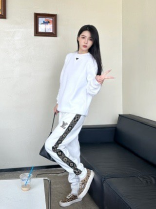 Louis Vuitton White Track Pants with Side Stripe view 2