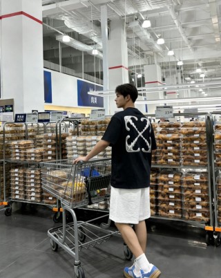 Off-White Arrows Skate T-Shirt Black view 4