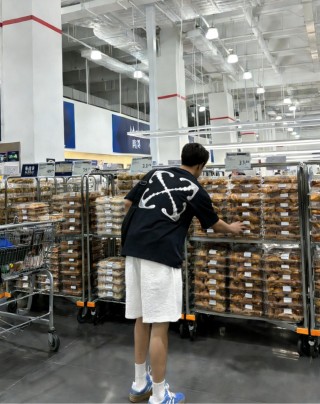 Off-White Arrows Skate T-Shirt Black view 5