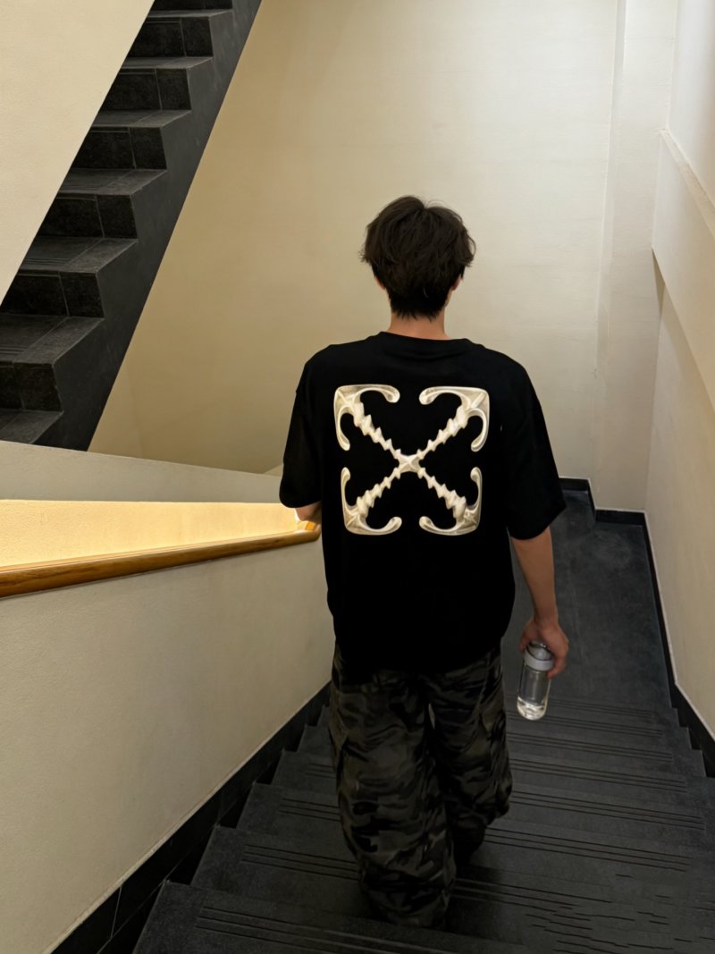 Off-White Arrows Skate T-Shirt Black view