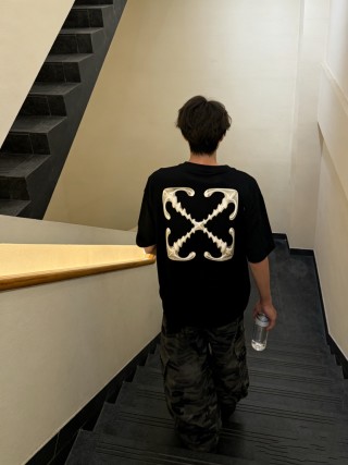 Off-White Arrows Skate T-Shirt Black view 6