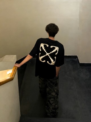 Off-White Arrows Skate T-Shirt Black view 7