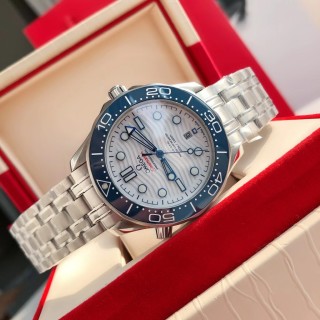 Omega Seamaster 300M Blue Dial Steel Watch view 6